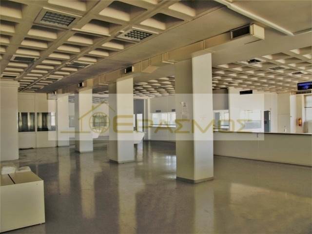 (Προς Ενοικίαση) Επαγγελματικός Χώρος Κτίριο || Αθήνα Νότια/Μοσχάτο - 2.500 τ.μ, 20.000€ 