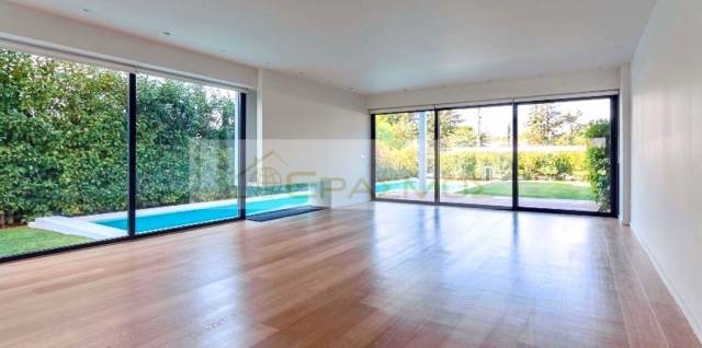 (For Sale) Residential Maisonette || Athens South/Elliniko - 305 Sq.m, 3 Bedrooms, 2.500.000€ 