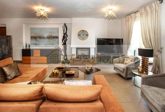 (For Sale) Residential Maisonette || East Attica/Vari-Varkiza - 215 Sq.m, 3 Bedrooms, 1.000.000€ 