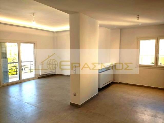 (For Sale) Residential Froor apartment || Athens South/Glyfada - 140 Sq.m, 3 Bedrooms, 500.000€ 